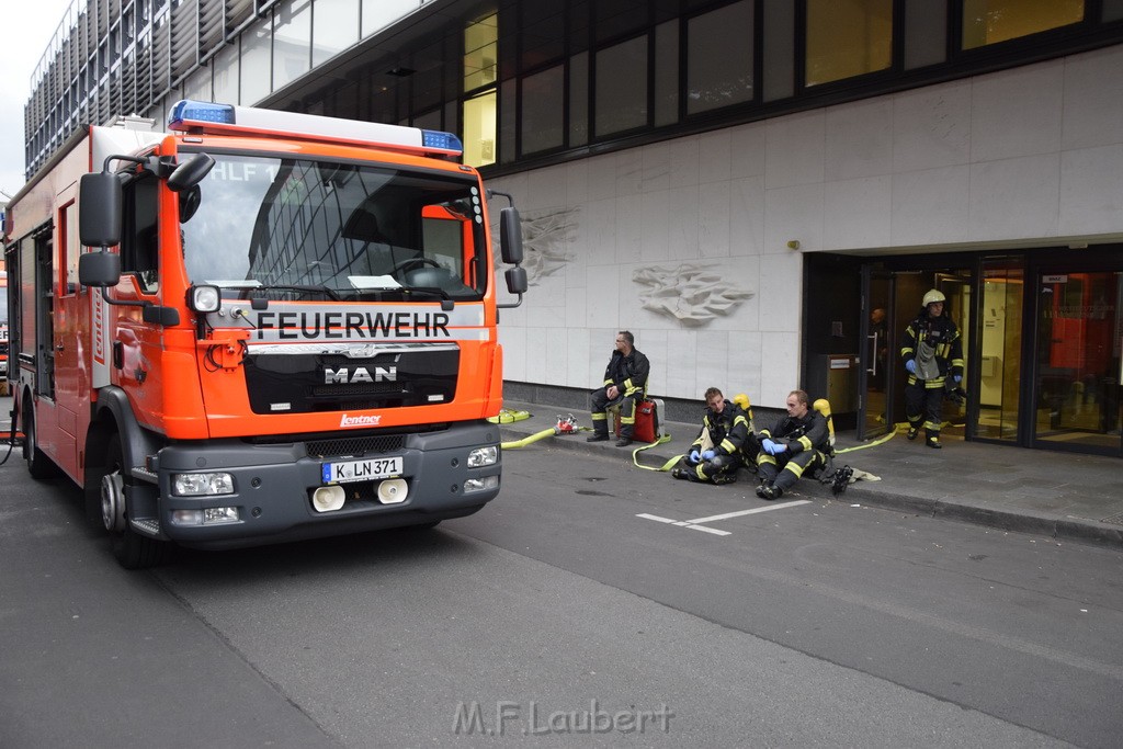 Feuer 2 WDR Koeln Altstadt Nord An der Rechtschule P089.JPG - Miklos Laubert